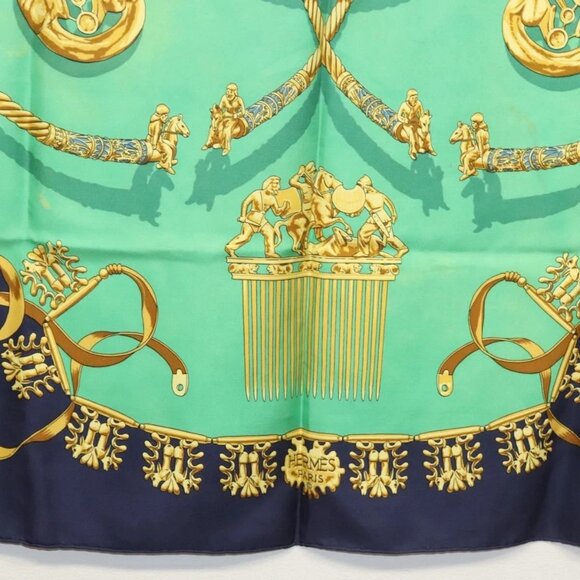 HERMES Carre 90 Scarf ""LES CAVALIERS D'OR"" Silk Green Auth BA5572 - Picture 7 of 11
